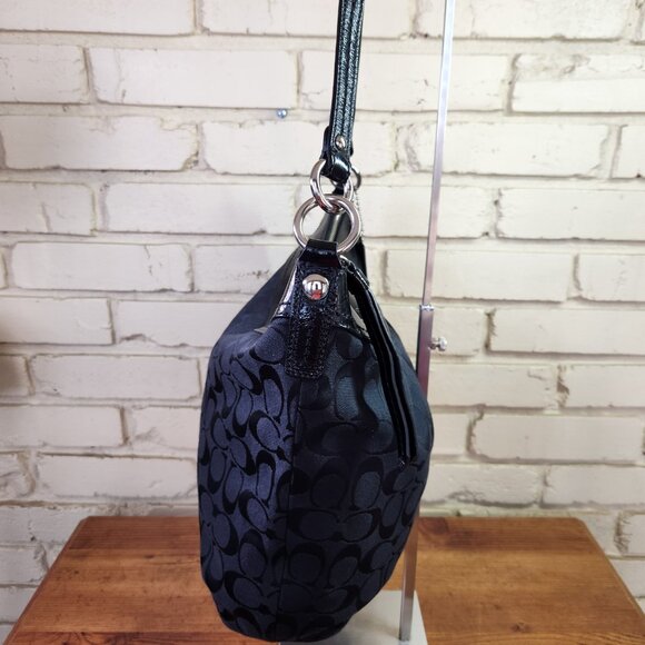 Like New Coach Ashley Signature Black Shoulder Bag Purse - Picture 9 of 16